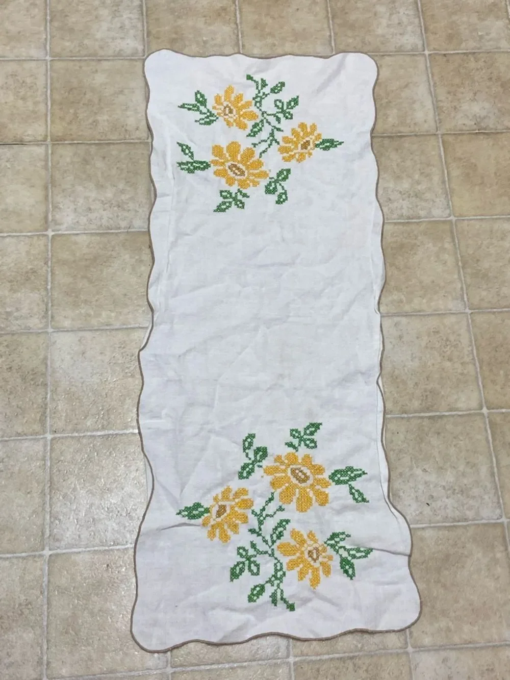 N/A white linen